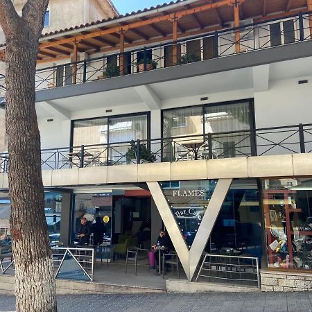 Hotel Lili Sarandë Buitenkant foto